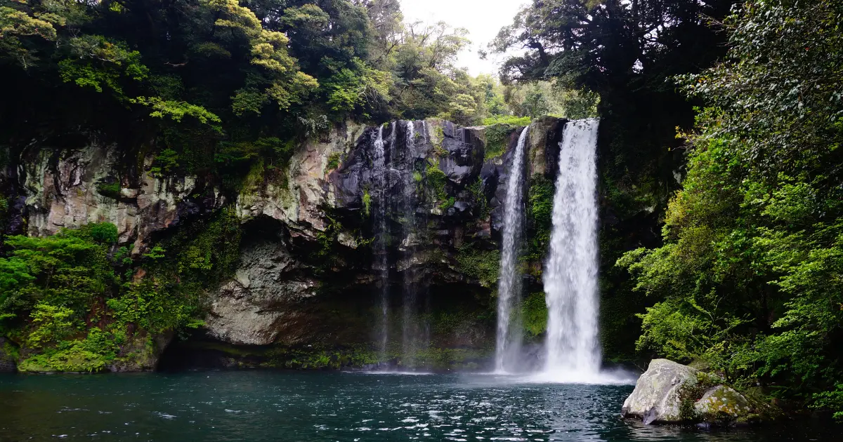 Jana Waterfall best tourist place in Manali